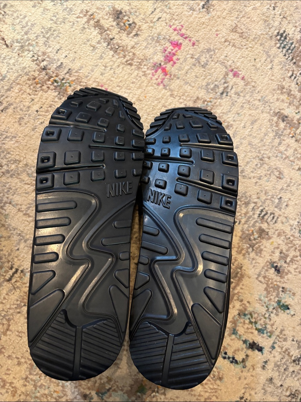 Nike size 10 black airmax - Picture 5 of 5
